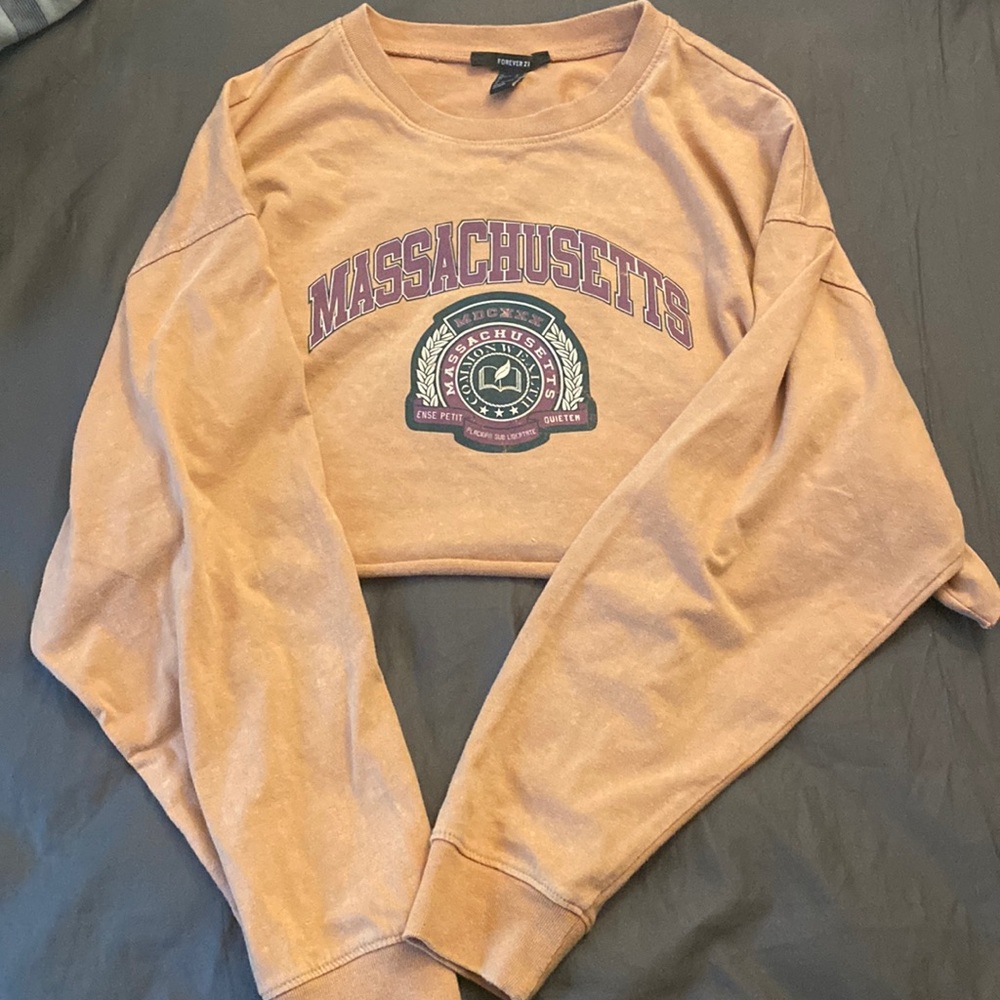 Forever 21 Massachusetts Long sleeve cropped shirt
